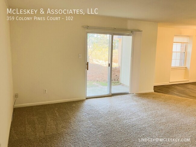 Building Photo - Colony Pines Apartments