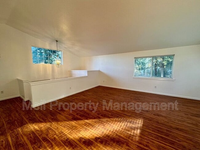 Building Photo - 101 E Heatherwood Ct