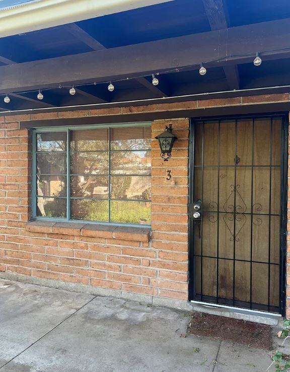 Building Photo - 2541 E Elm St