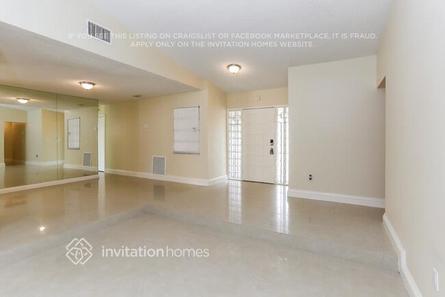 Building Photo - 505 NW 136th Ct