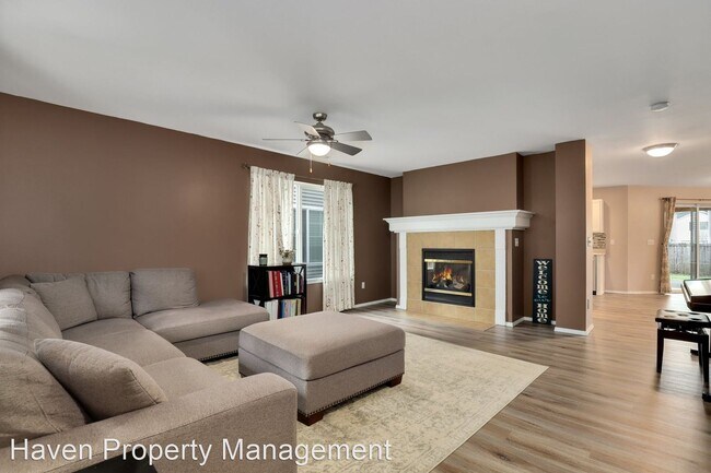 Foto del edificio - 4 br, 3.5 bath House - 18211 93rd Ave E
