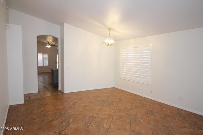Building Photo - 11932 N 86th Ln