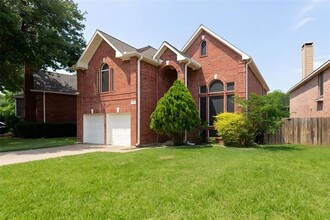 Building Photo - 937 Parker Dr
