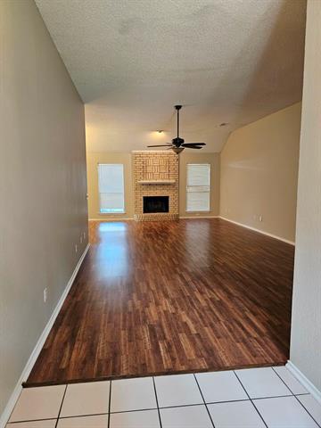 Foto del edificio - 812 Twin Creek Dr