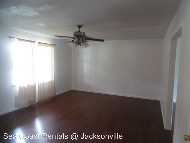 Building Photo - 3 br, 2 bath House - 125 White Oak Blvd
