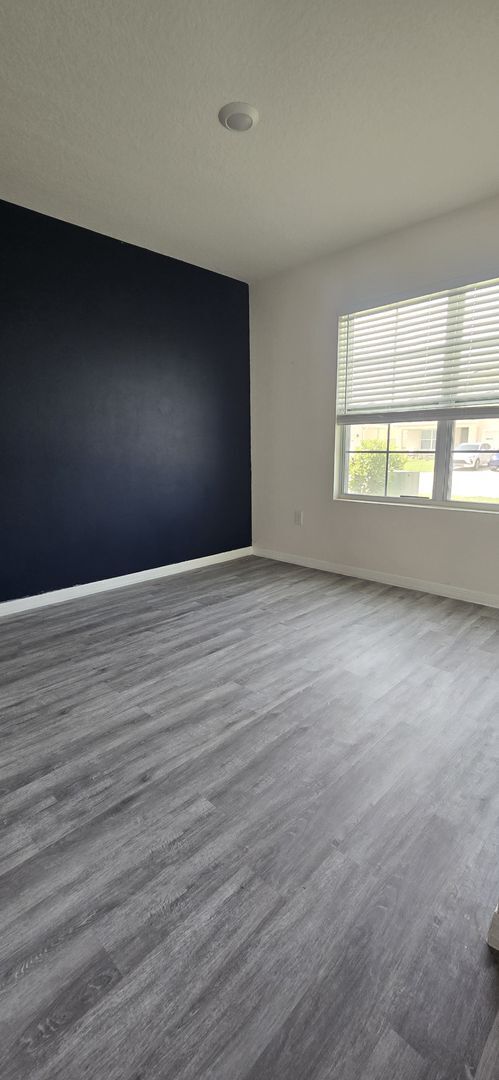 Foto del edificio - For Rent | Smart Home Ready 4-Bedroom in S...