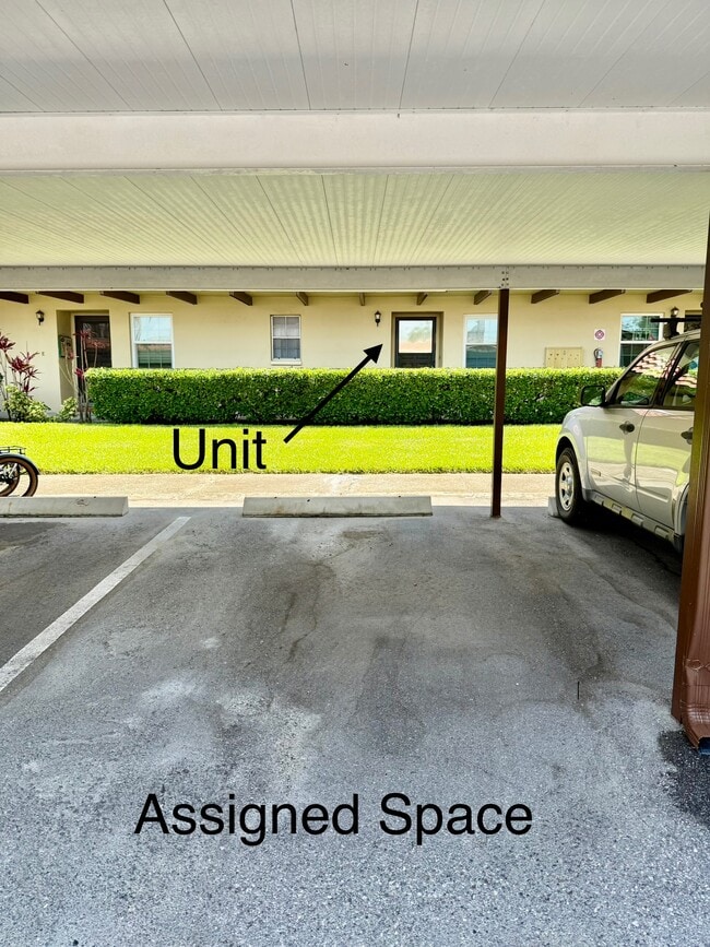 Building Photo - 1701 Pinehurst Rd