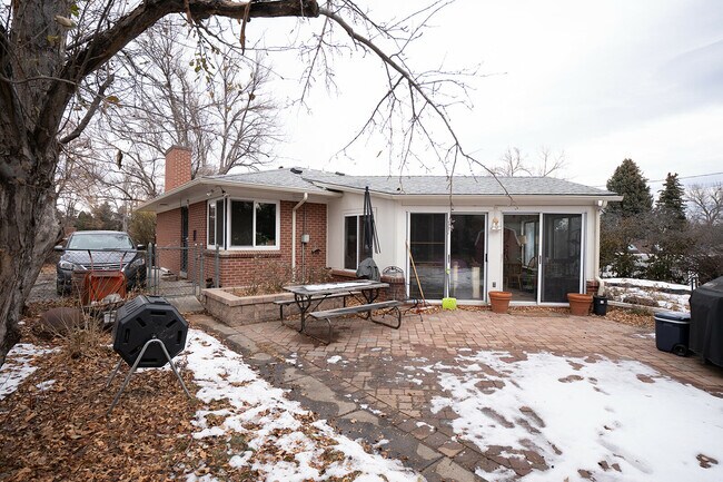 Foto del edificio - 180 Estes St