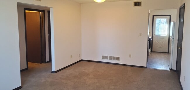 Foto del edificio - 3705 Brown Station Rd