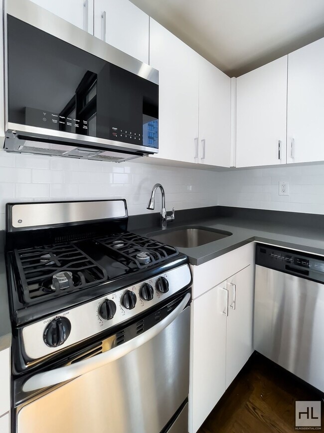 Foto del edificio - EAST 35 STREET