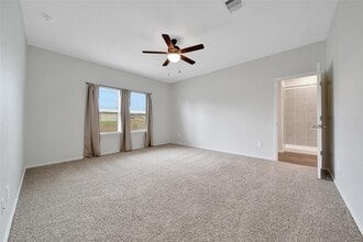 Building Photo - 11840 Summertime Dr