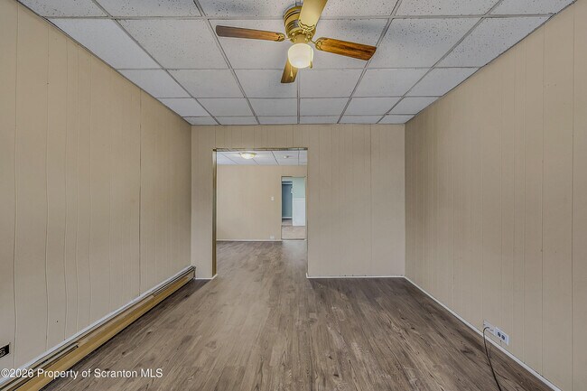 Building Photo - 2513 N Main Ave