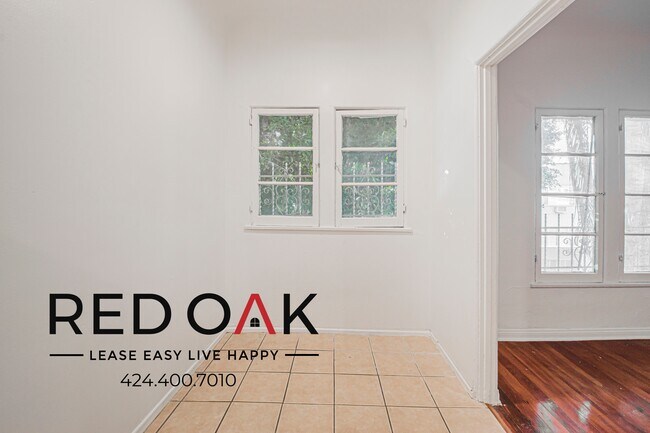 Foto del edificio - 706 N St Andrews Pl