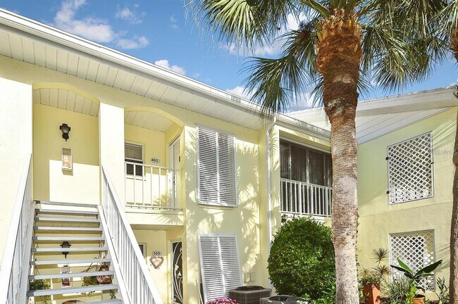 Building Photo - 441 Cerromar Ln