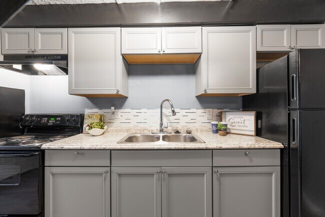 Interior Photo - Courtship Village