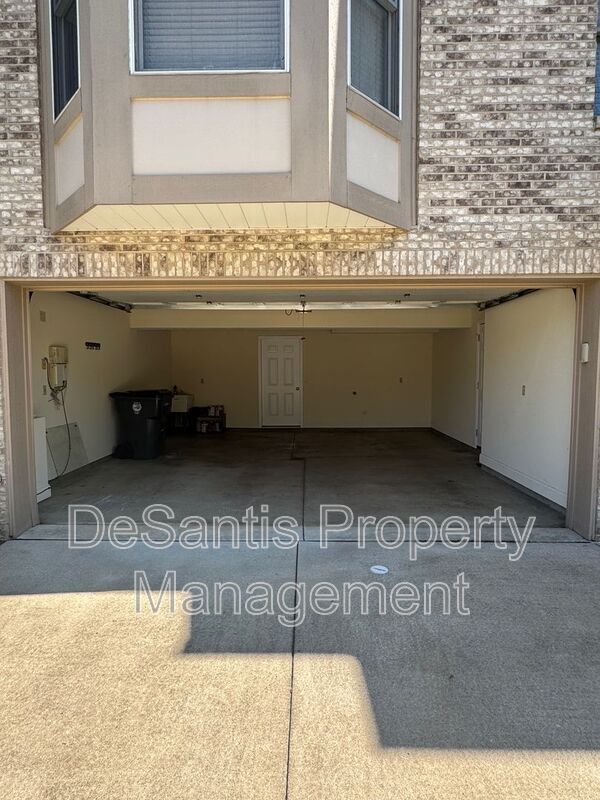 Building Photo - 306 Pappan Dr