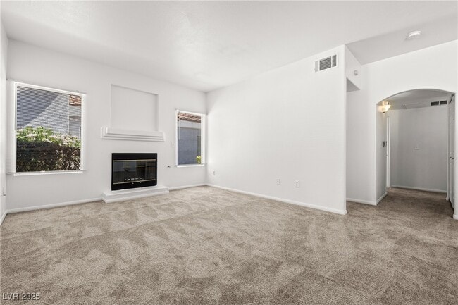 Foto del edificio - 1706 N Jones Blvd