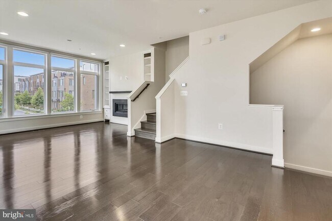 Foto del edificio - 8060 Red Hook St