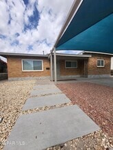Building Photo - 3405 Hixson Street