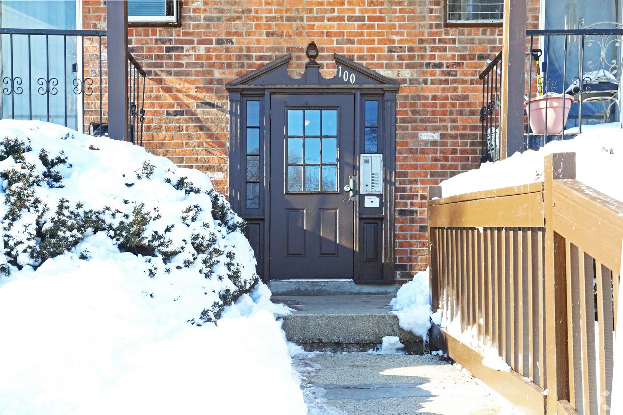 Foto del edificio - 100 Drew Ln