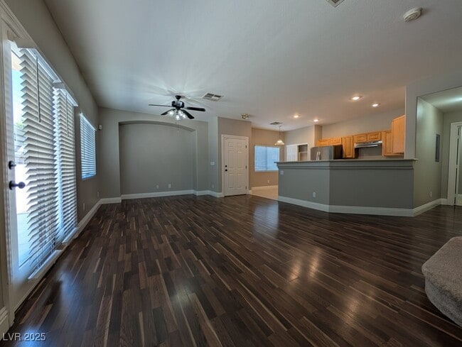 Building Photo - 3313 Jamaica Princess Pl