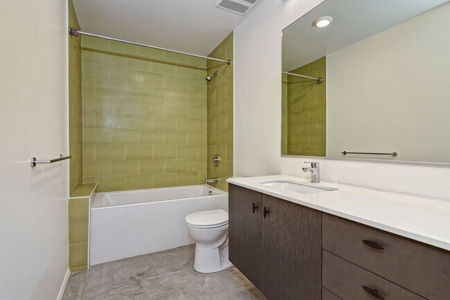 Foto del edificio - 2870 Fourth Ave