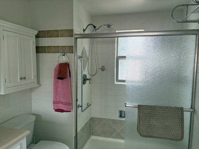 Foto del edificio - 469 S Paseo Lobo