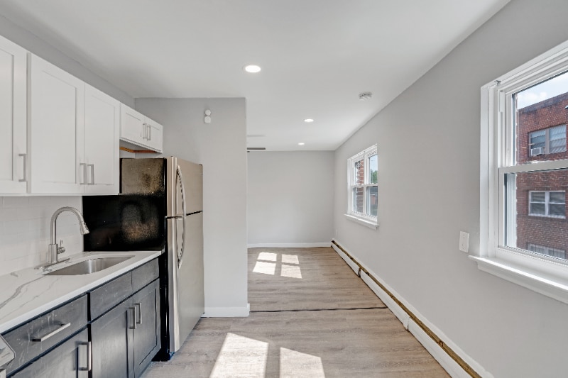 Photo - 905 E Cliveden St