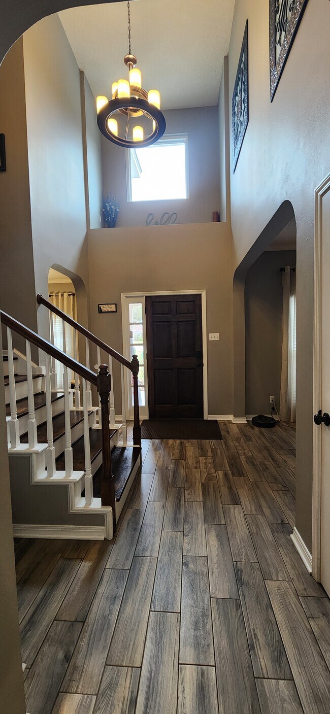 Foto del edificio - 584 Jack Dr