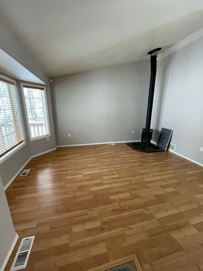 Foto del edificio - APPLY NOW, AND GET A $900 DISCOUNT ON YOUR...