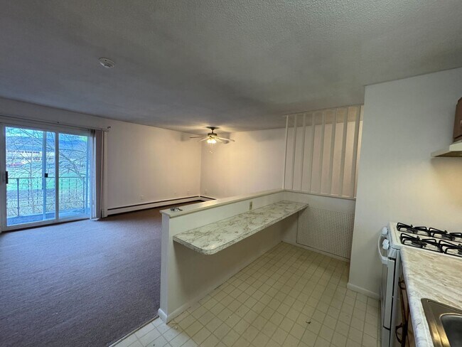Foto del interior - 382-384 River St
