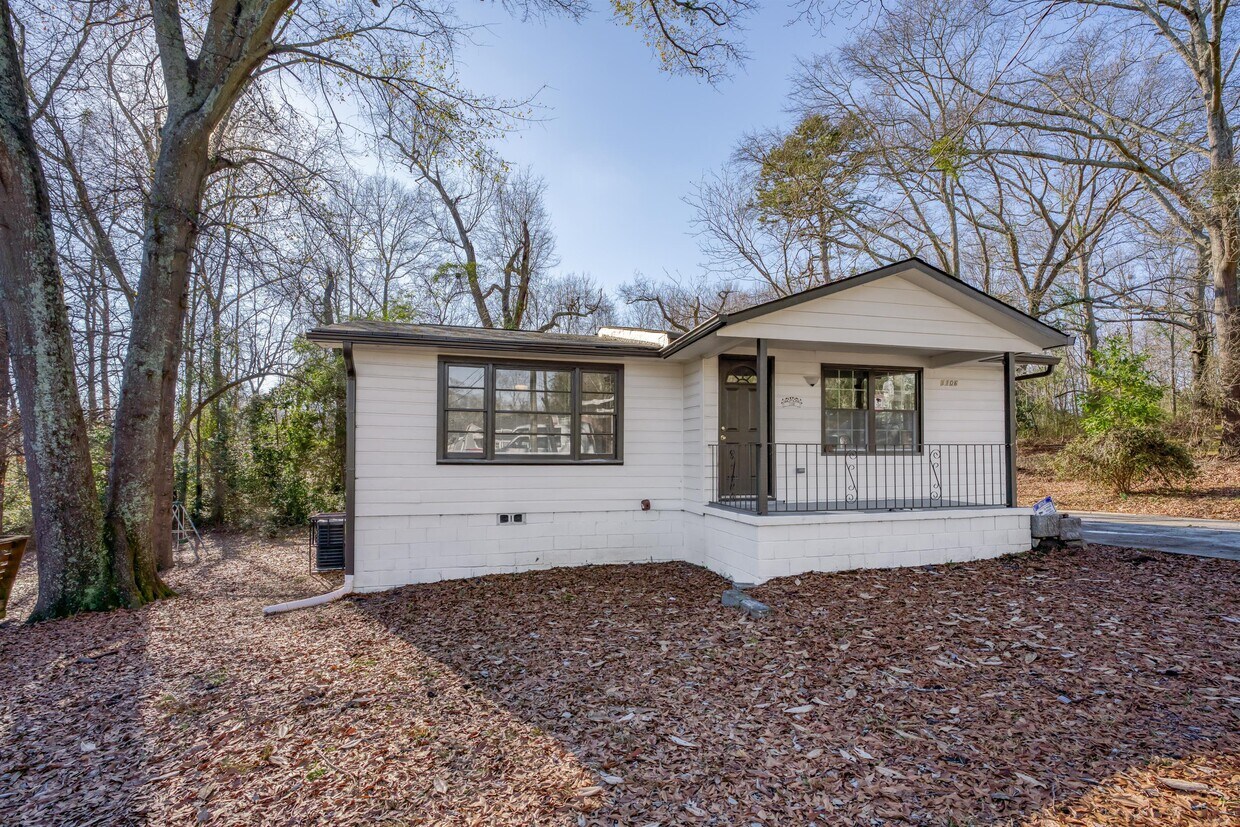 1106 Veal St, Conyers, GA 30012 House Rental in Conyers, GA