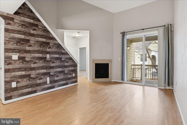 Building Photo - 12905 Alton Square