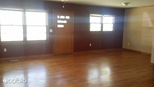 Building Photo - 40695 Highway 95 N