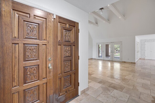 Foto del edificio - Biltmore Colony Four Golf Course Unit now ...