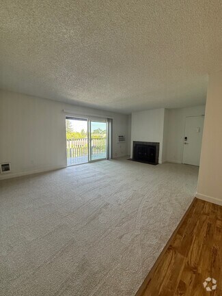 Building Photo - 445 Ignacio Blvd