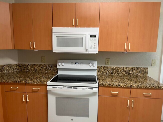 Foto del edificio - 108 SW Peacock Blvd