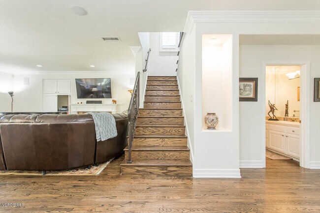 Foto del edificio - 185 Halsbury Ct