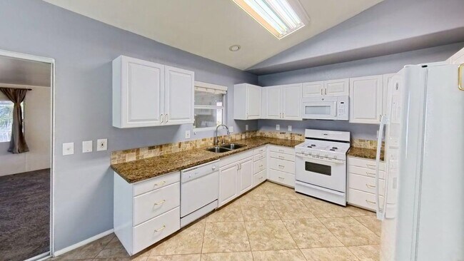 Foto del edificio - 1245 Millie Dr