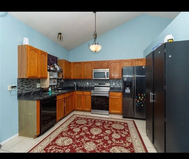 Building Photo - 3 Bedroom Single Family Home in Des Moines