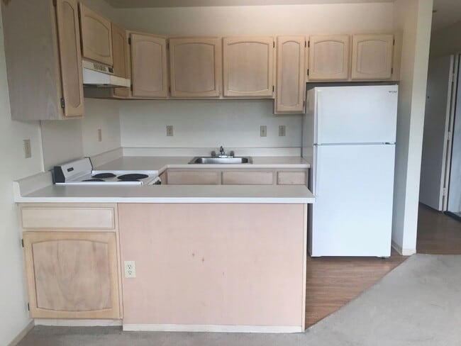 Building Photo - Kumelewai Gardens 1 Bedroom, 1 Bath, 1 Par...