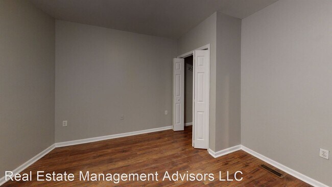 Building Photo - 1823 N 33rd St