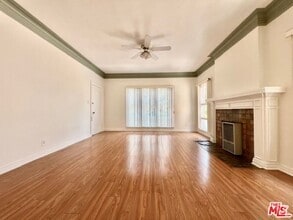 Building Photo - 860 S Berendo St