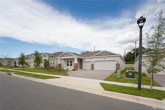 Building Photo - 2035 Rider Rain Ln