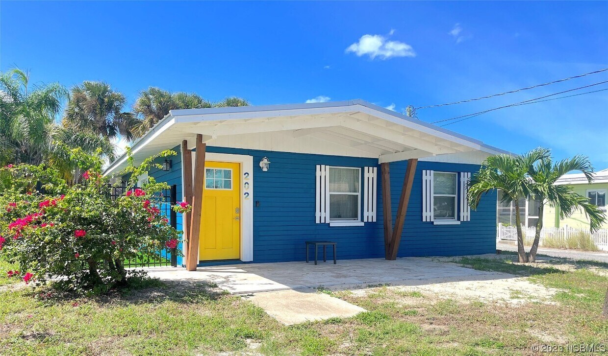 202 N Cooper St, New Smyrna Beach, FL 32169 House Rental in New