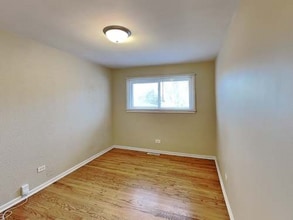 Building Photo - 774 Asbury Dr