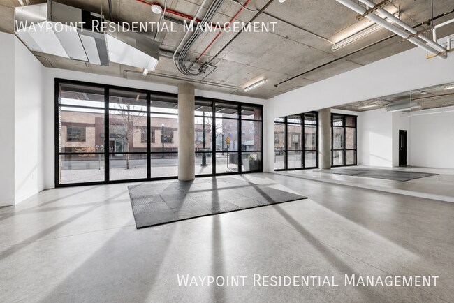 Foto del edificio - 611 S 8th St