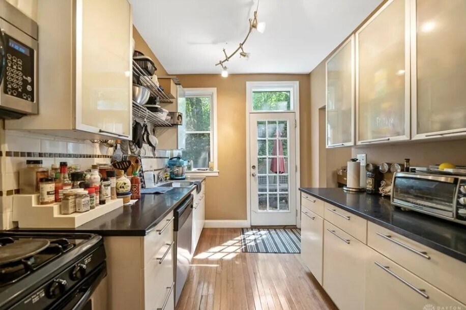 Photo - 3150 Linwood Ave (Cincinnati, OH)