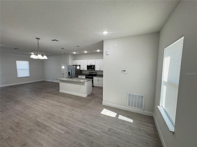 Building Photo - 1863 Manitoba Ct