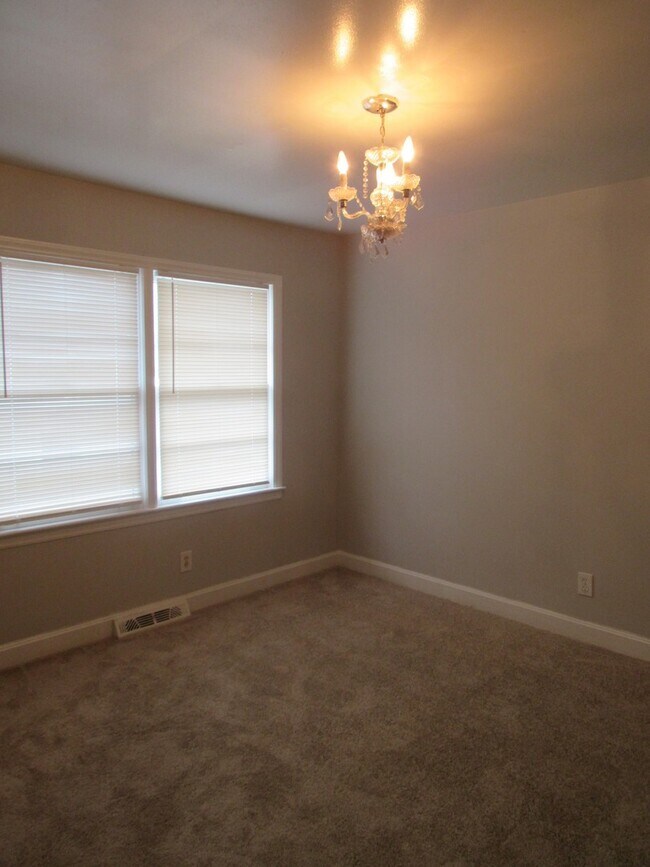 Building Photo - Harrill Duplex 2